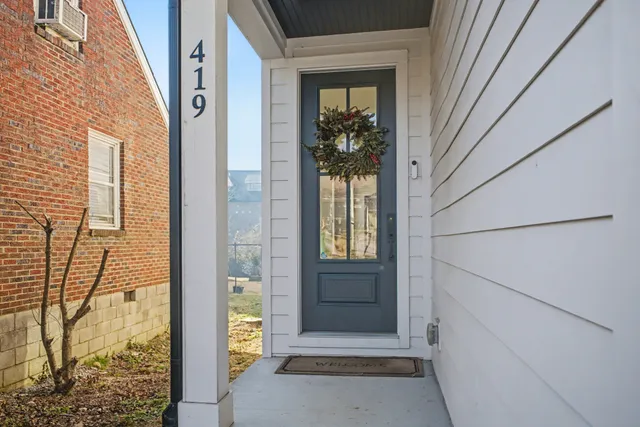 $869,000 | 419 St Francis Avenue, Nashville, TN 37205