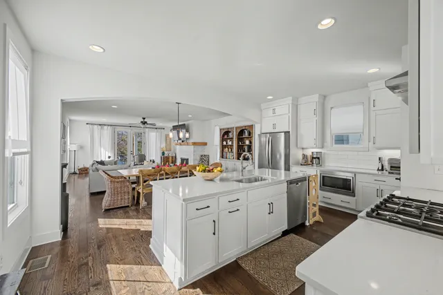 $869,000 | 419 St Francis Avenue, Nashville, TN 37205