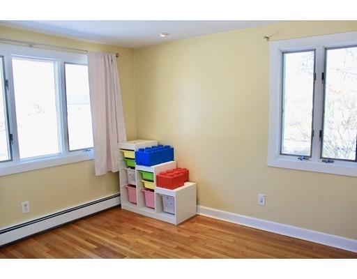 1 Louise Road Burlington, MA 01803 - Photo 8 of 22 Gallery Image 8
