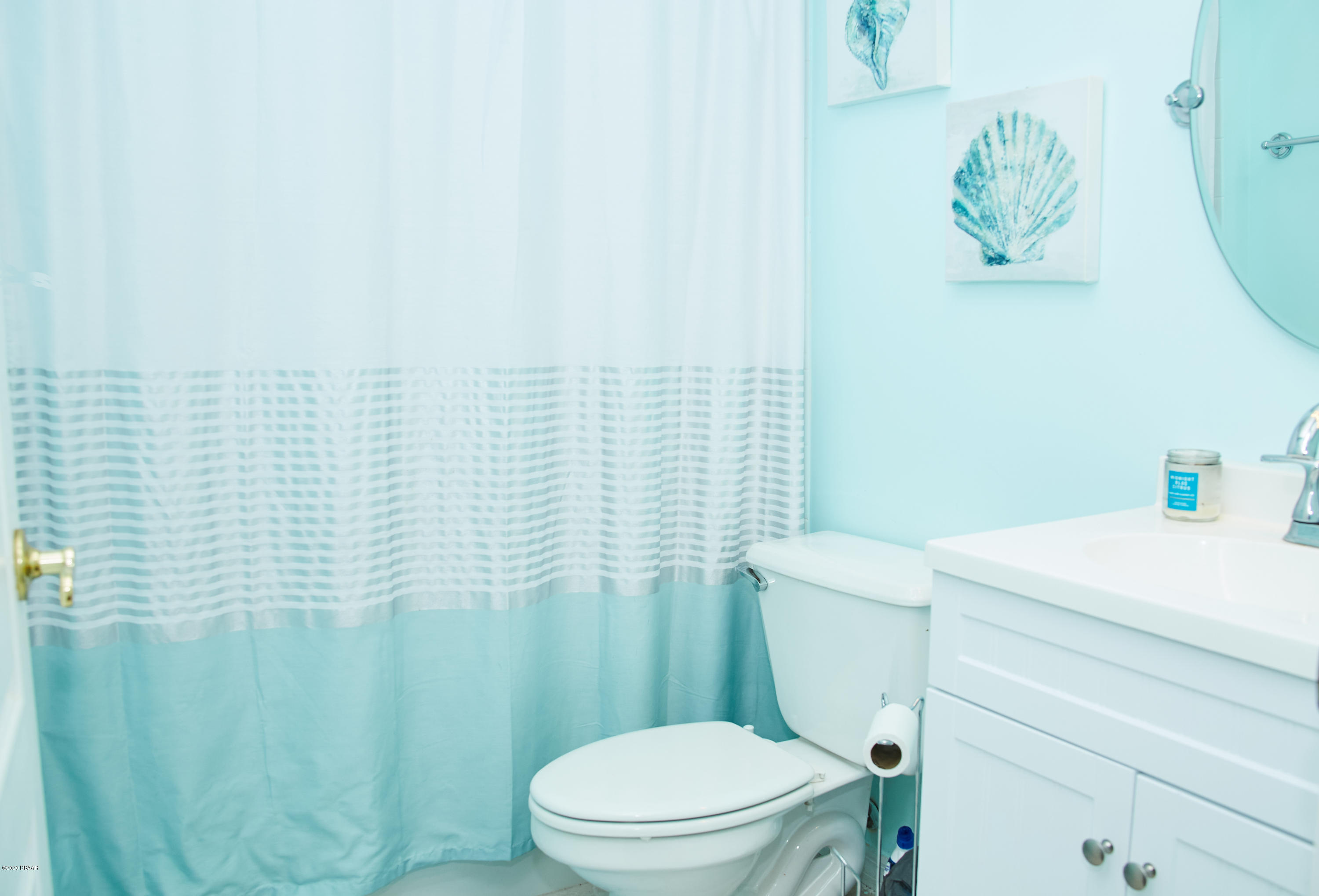 1 Reflections Village Drive Ormond Beach, FL 32174 - Photo 14 of 32 Hallway Bathroom