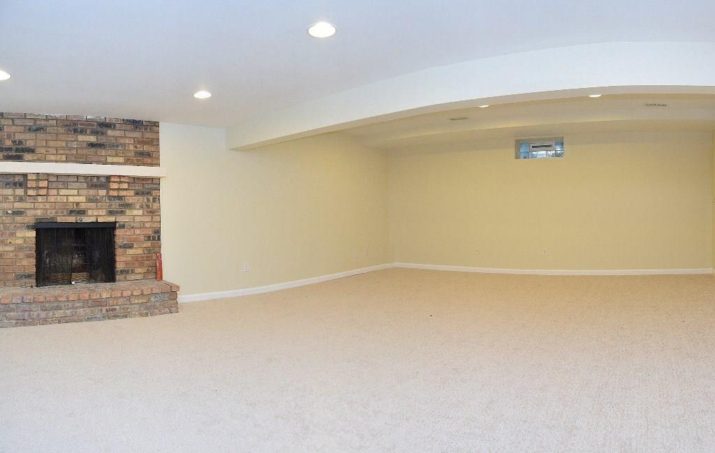 8930 Shagbark Road Indianapolis, IN 46260 - Photo 24 of 27 Gallery Image 24