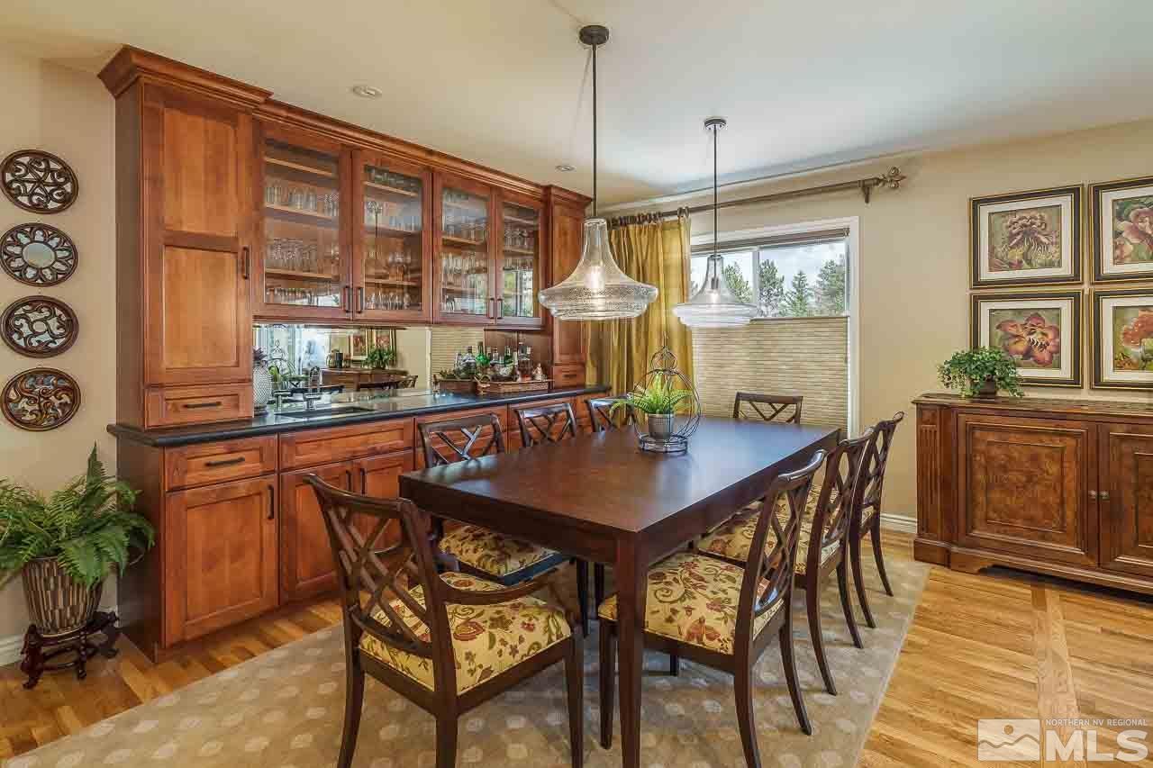 1250 Muir Drive Reno, NV 89503 - Photo 5 of 32 Photo 5