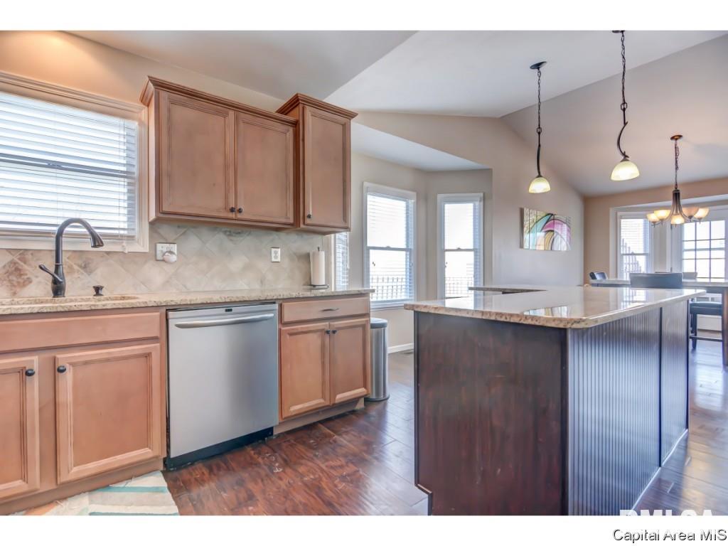 409 Eagle Ridge Drive Chatham, IL 62629 - Photo 15 of 32