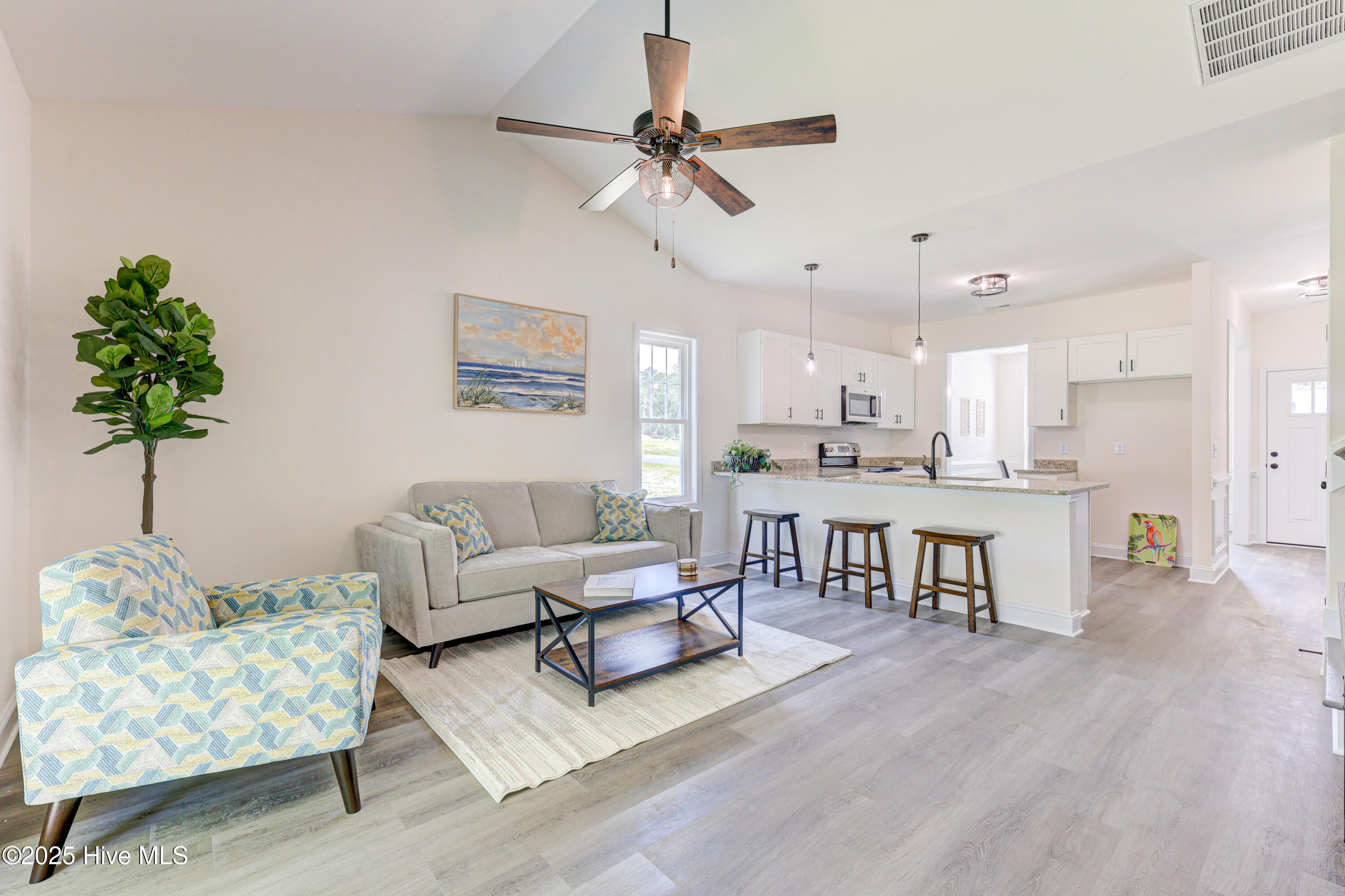 552 Timbercrest Circle Bolivia, NC 28422 - Photo 14 of 39 SIMILAR HOME