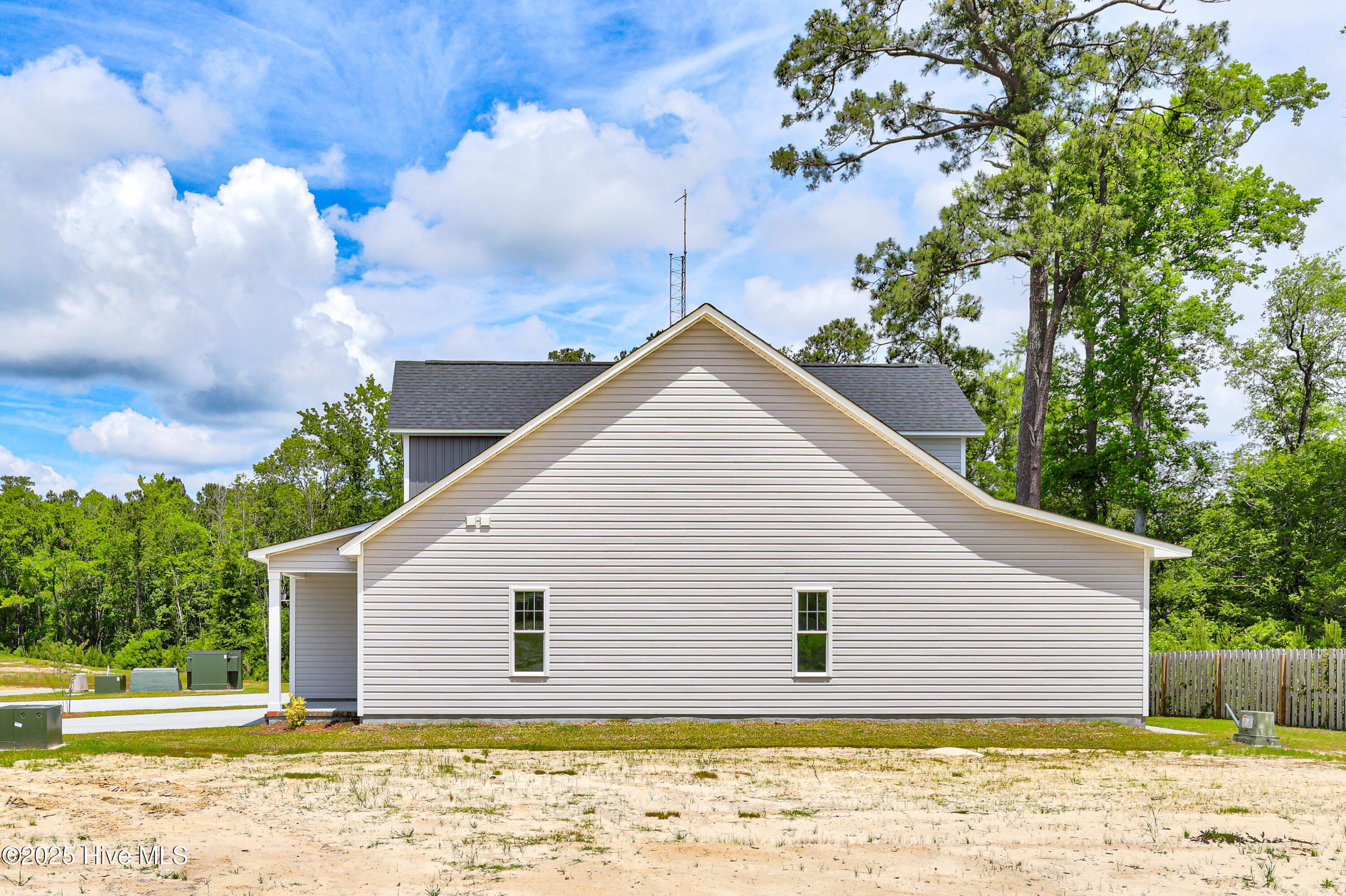 552 Timbercrest Circle Bolivia, NC 28422 - Photo 30 of 39 SIMILAR HOME