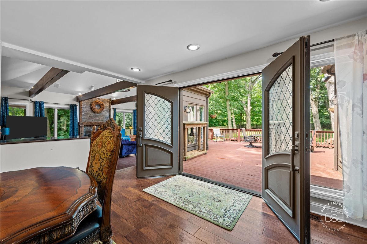 5N284 Oak Road St. Charles, IL 60175 - Photo 15 of 41 Gallery Image 15