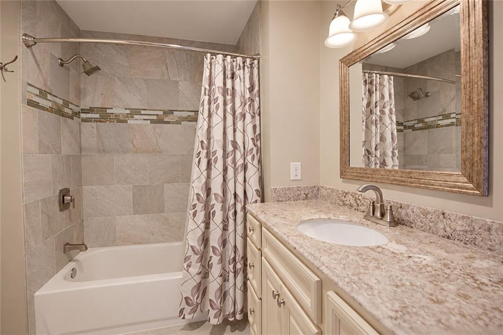 5516 Fairway Road Fairway, KS 66205 - Photo 35 of 51 Gallery Image 35