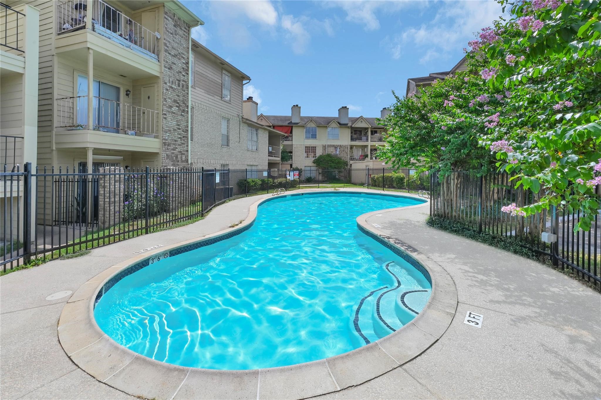 10101 South Gessner Road, Unit 910 Houston, TX 77071 - Photo 3 of 29
