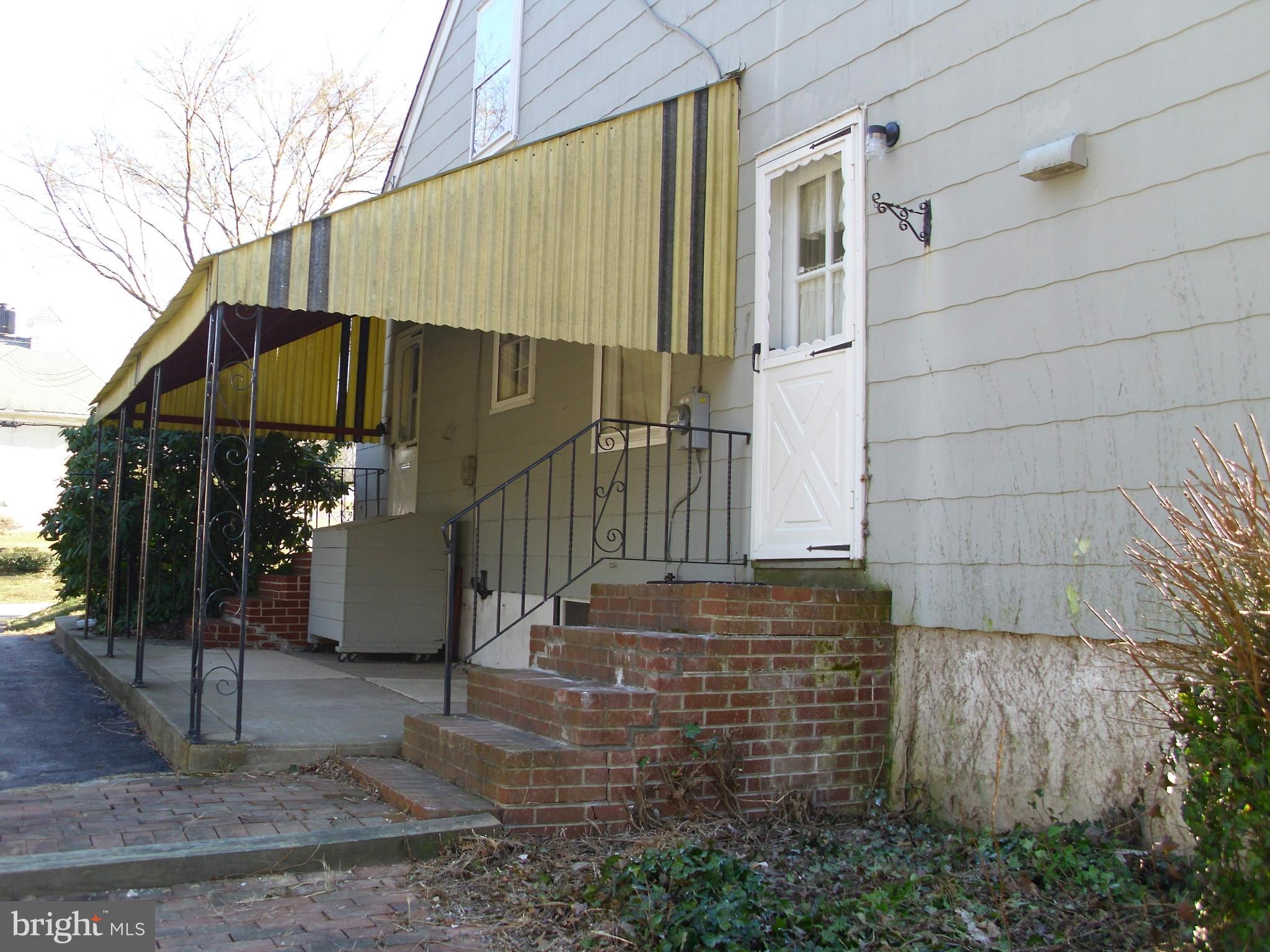 1035 Quarry Hall Road Norristown, PA 19403 - Photo 3 of 38 Patio Area