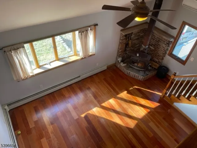 $3,200 | 94 New York Avenue, Lake Hopatcong, NJ 07849