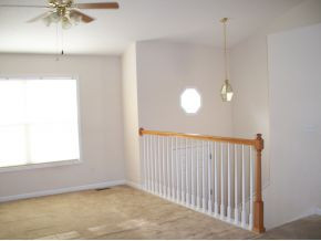 1101 Ben Gamble Road Jonesborough, TN 37659 - Photo 3 of 8 Living roomEntrance