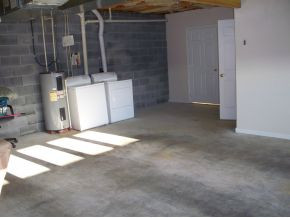 1101 Ben Gamble Road Jonesborough, TN 37659 - Photo 7 of 8 Laundry area complete w WD