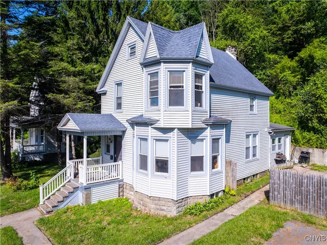 $130,000 | 554 West Main Street, Little Falls, NY 13365