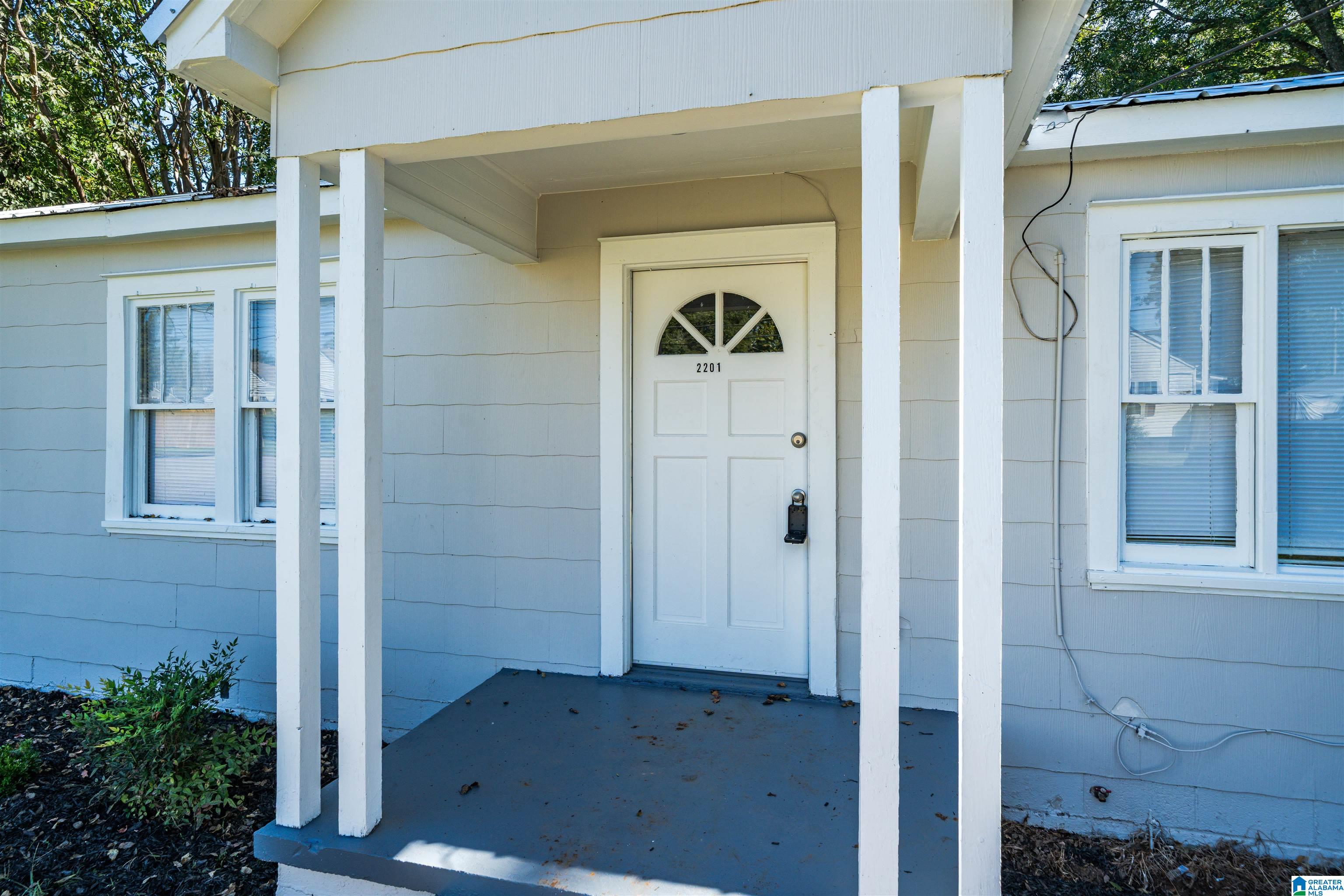 2201 14th Street Southwest Huntsville, AL 35805 - Photo 4 of 13