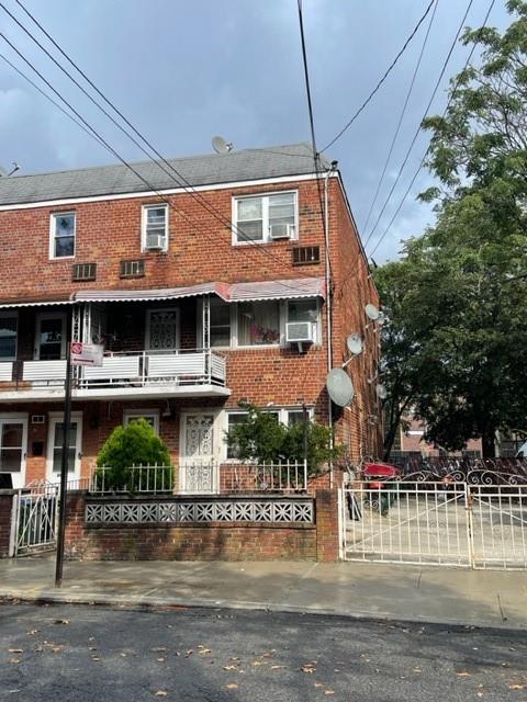 683 East 59th St  