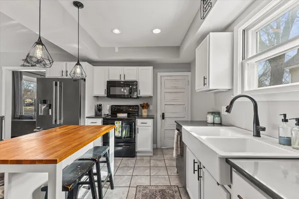 $369,900 | 627 West Wisconsin Avenue, Oconomowoc, WI 53066