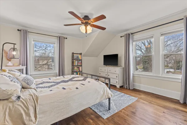 $369,900 | 627 West Wisconsin Avenue, Oconomowoc, WI 53066