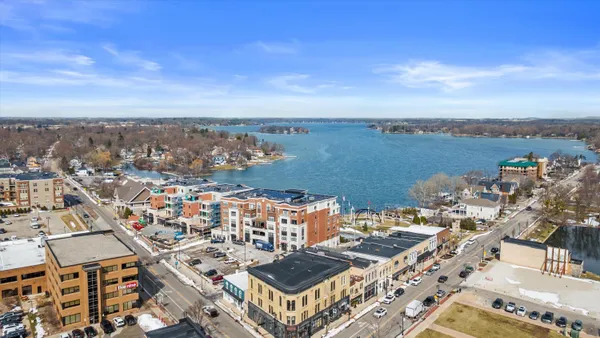 $369,900 | 627 West Wisconsin Avenue, Oconomowoc, WI 53066