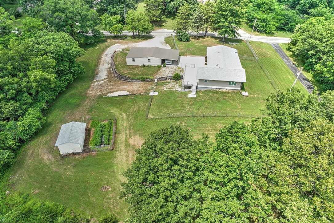6145 Sangamon Road Decatur, IL 62521 - Photo 5 of 34