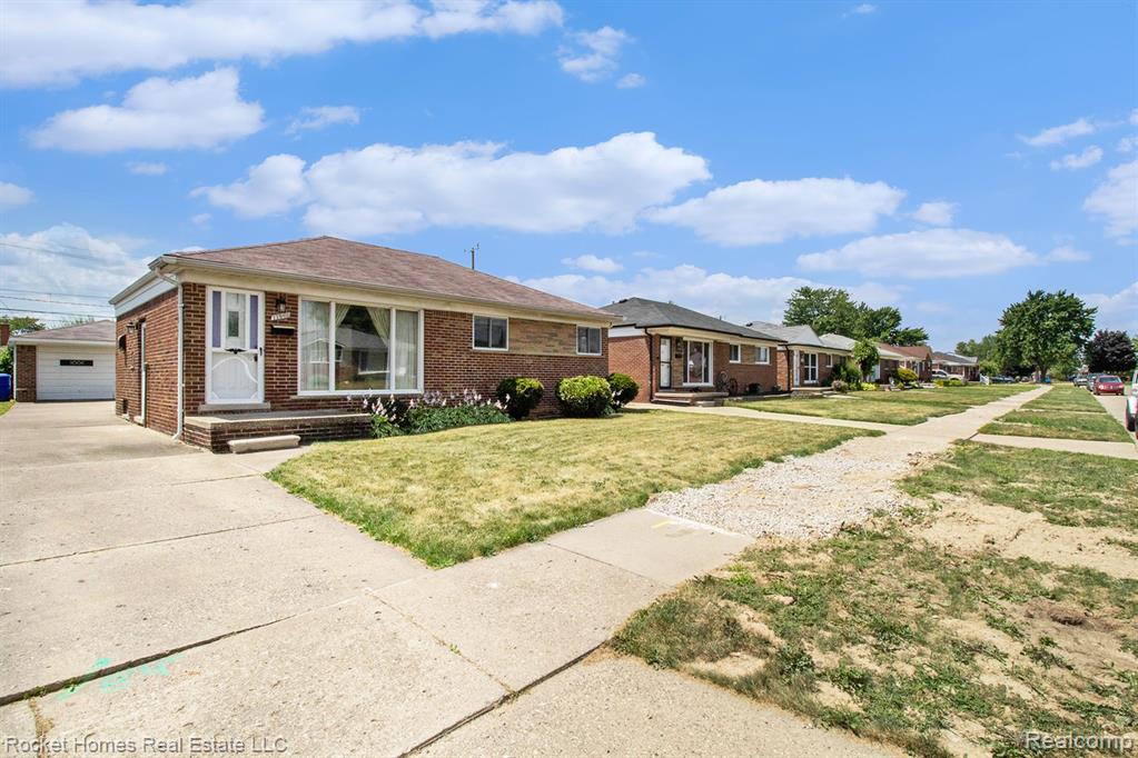 17962 Airport Road Fraser, MI 48026 - Photo 1 of 24 Gallery Image 1