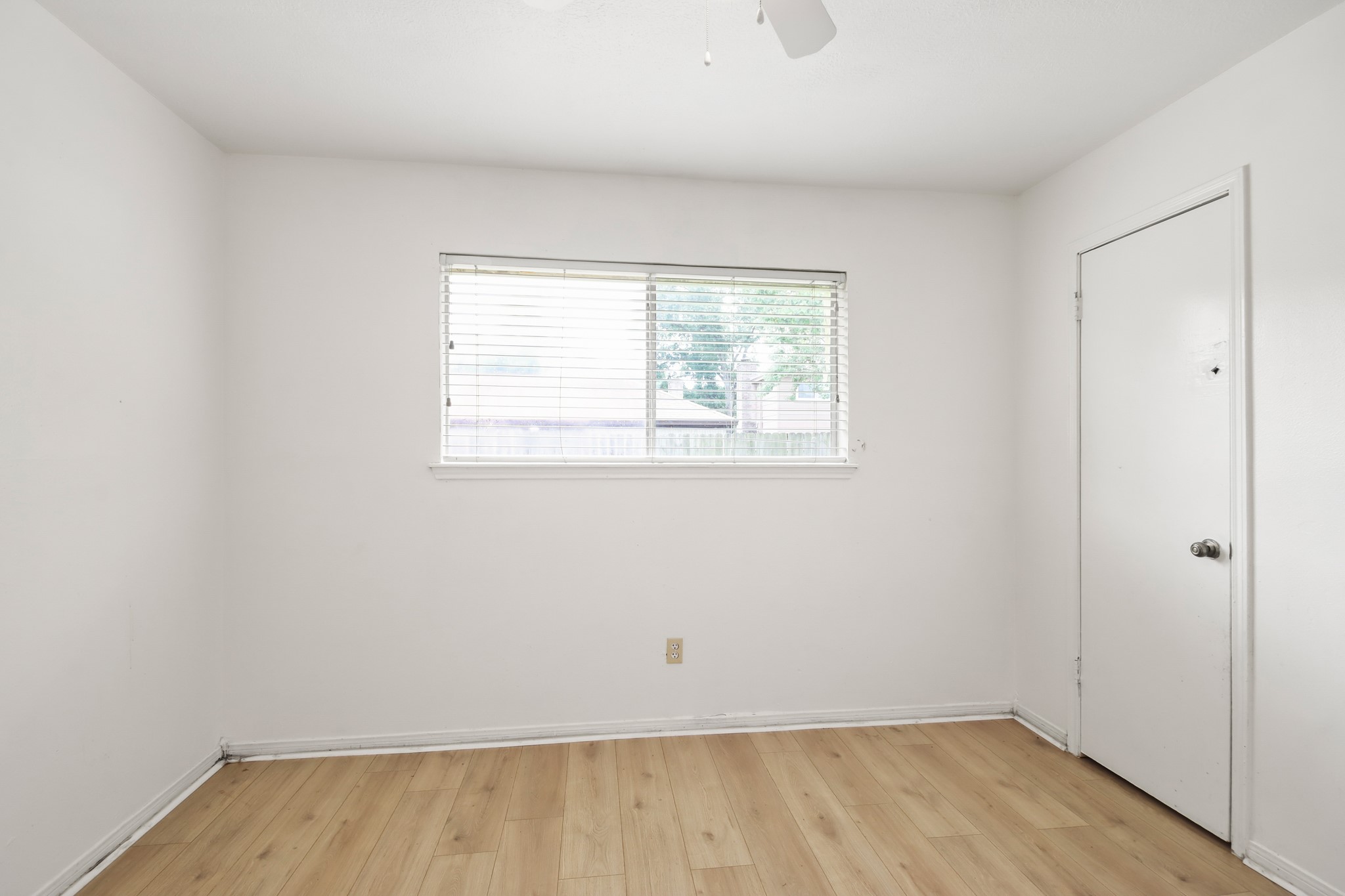 6919 River Mill Drive Spring, TX 77379 - Photo 19 of 26 One of two secondary Bedroom