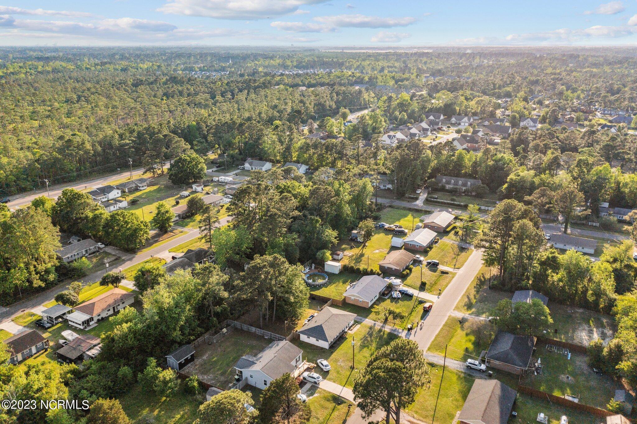 4918 Ivanhoe Road Wilmington, NC 28411 - Photo 8 of 31 29-web-or-mls-DJI_0777