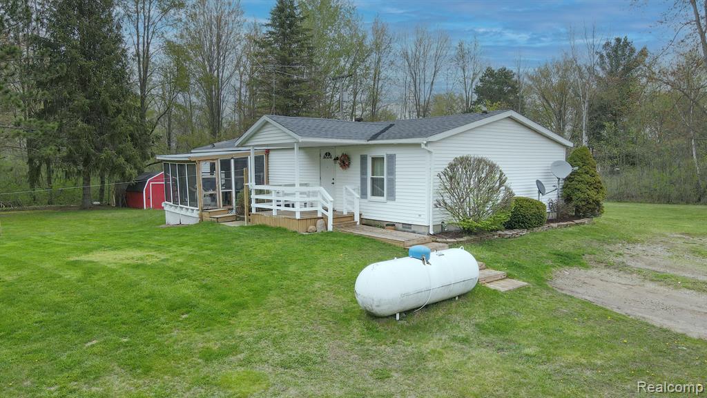 6118 Leix Road Mayville, MI 48744 - Photo 30 of 38 Gallery Image 30