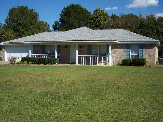 34 West Magnolia Avenue Foley, AL 36535 - Photo 1 of 1