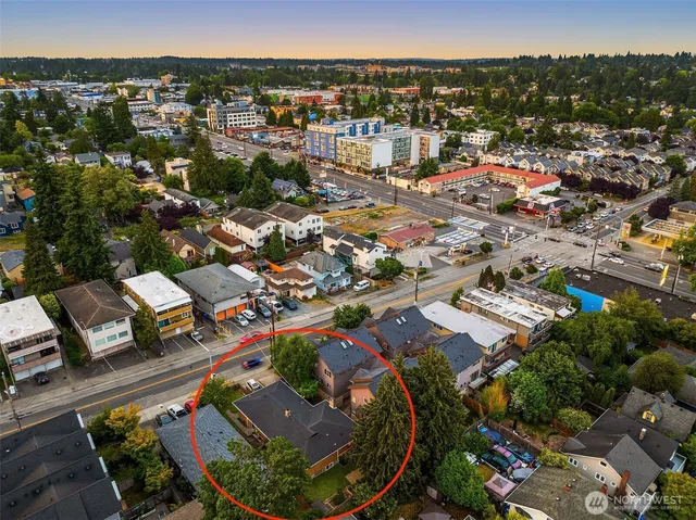 $1,250,000 | 921 North 85th Street, Seattle, WA 98103