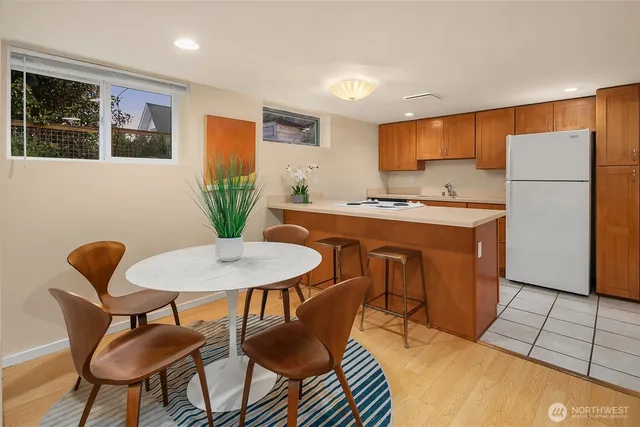 $1,250,000 | 921 North 85th Street, Seattle, WA 98103