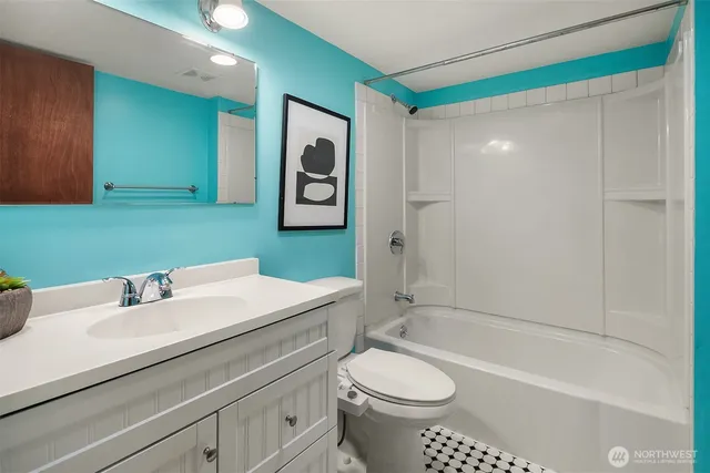 $1,250,000 | 921 North 85th Street, Seattle, WA 98103