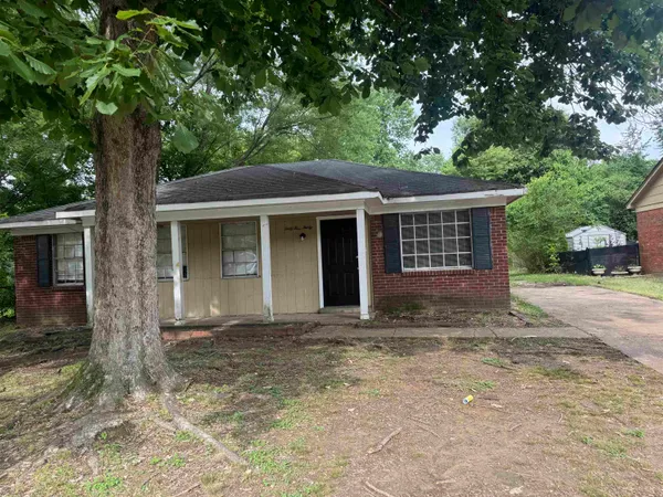 $99,900 | 4530 Spring Valley Drive, Memphis, TN 38128