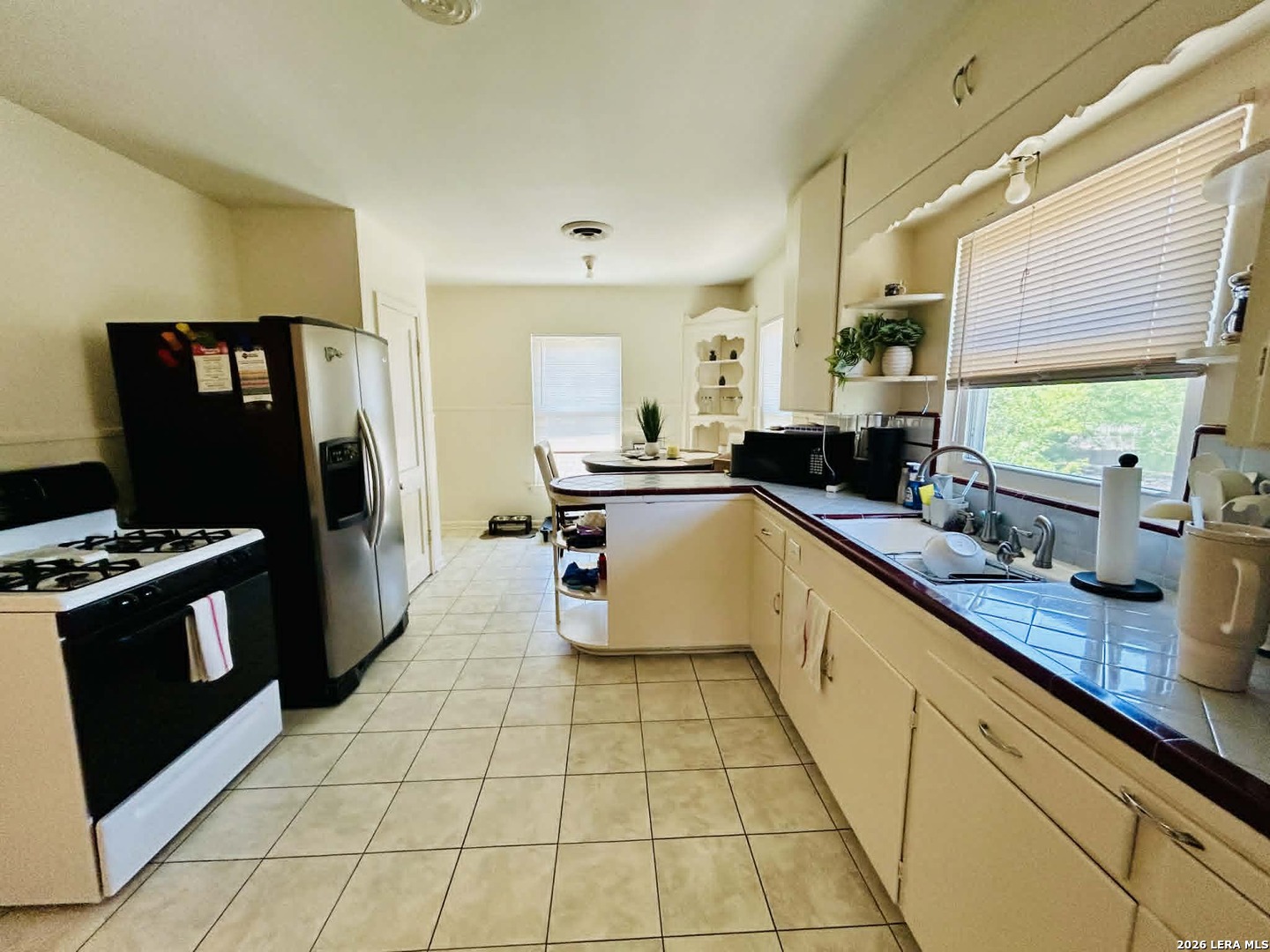 507 Exeter Road San Antonio, TX 78209 - Photo 4 of 12