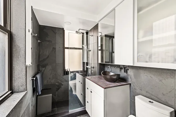 $595,000 | 56 Pine Street, Unit 15/A | Financial District