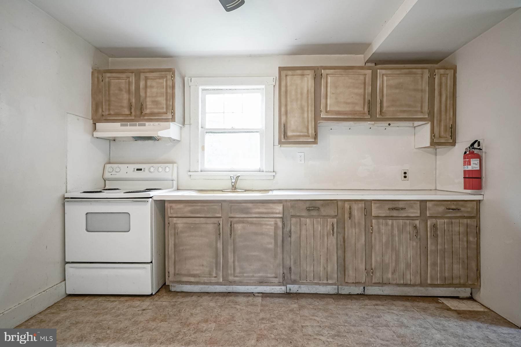 230 Salem Hancocks Bridge Road Salem, NJ 08079 - Photo 3 of 25 kitchen