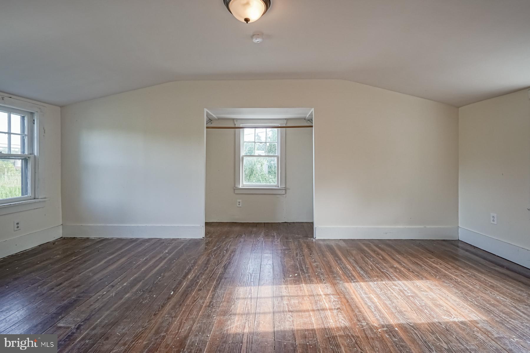 230 Salem Hancocks Bridge Road Salem, NJ 08079 - Photo 10 of 25 2nd floor bed #2