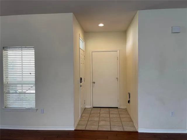$2,400 | 4007 Sand Palm Court, Tampa, FL 33624