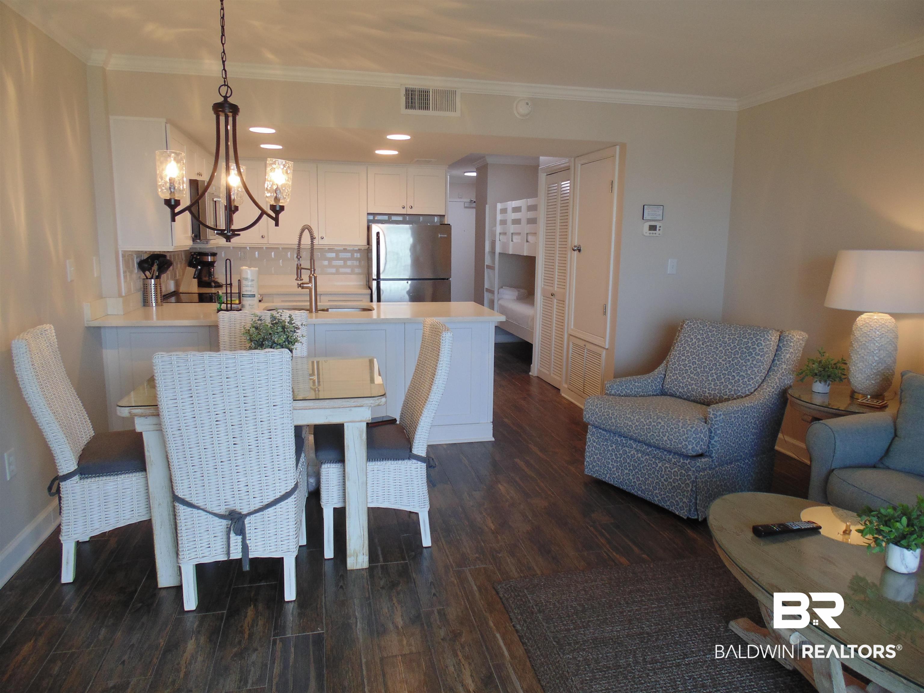 645 Plantation Road, Unit 6505 Gulf Shores, AL 36542 - Photo 6 of 25 Dining