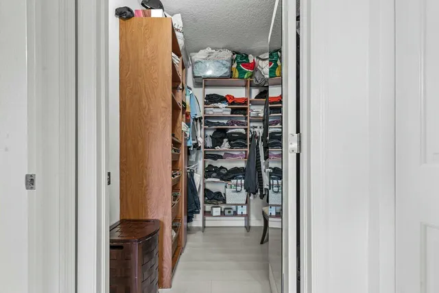 $690,000 | 600 South Dixie Highway, Unit 629, West Palm Beach, FL 33401