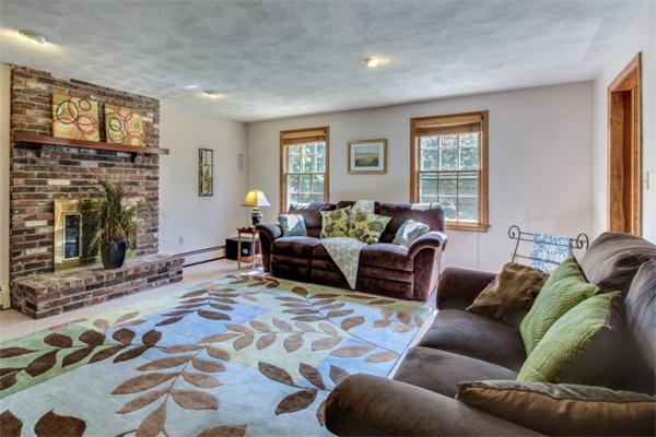 1 Stonecleave Road North Reading, MA 01864 - Photo 6 of 29 Gallery Image 6