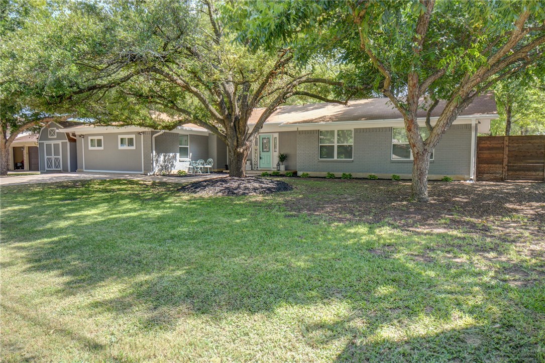 103 My Road Bastrop, TX 78602 - Photo 1 of 1 All New vinyl energy efficient windows