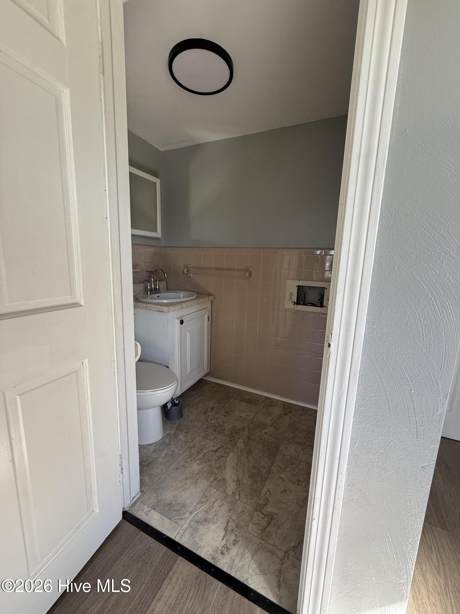 213 Country Club Road Camden, NC 27921 - Photo 7 of 21 Half Bath