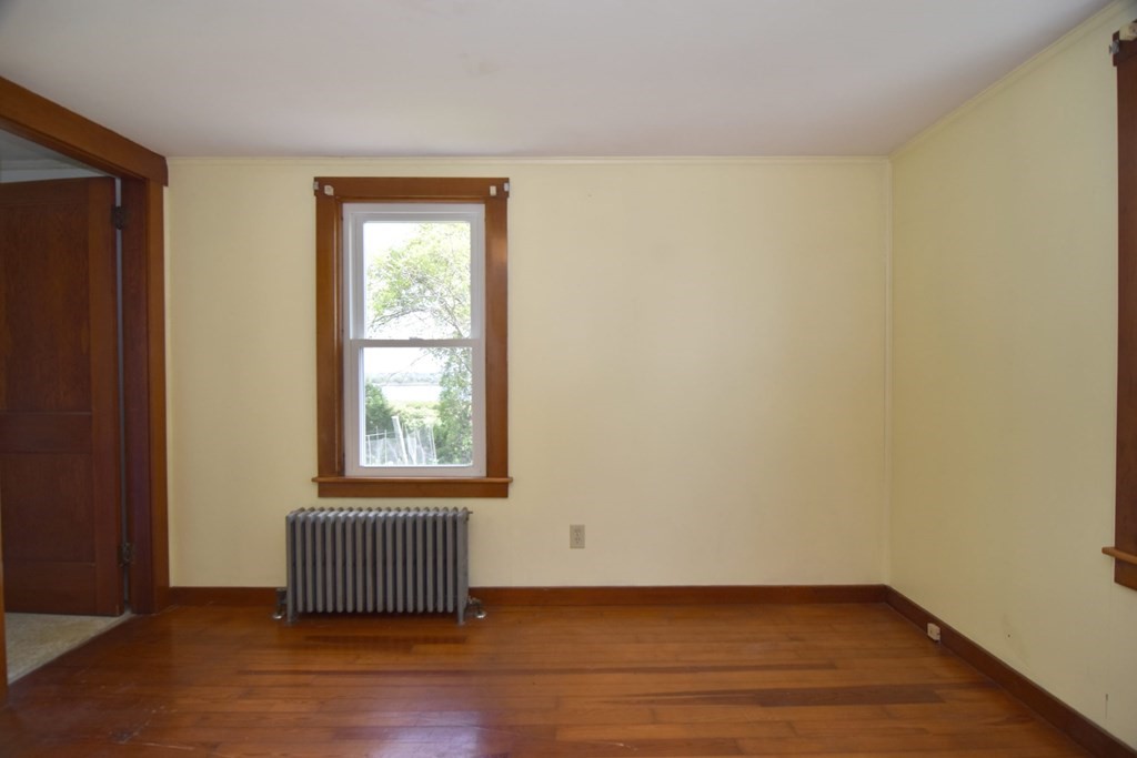 212 Howland Road Westport, MA 02790 - Photo 20 of 39 Gallery Image 20
