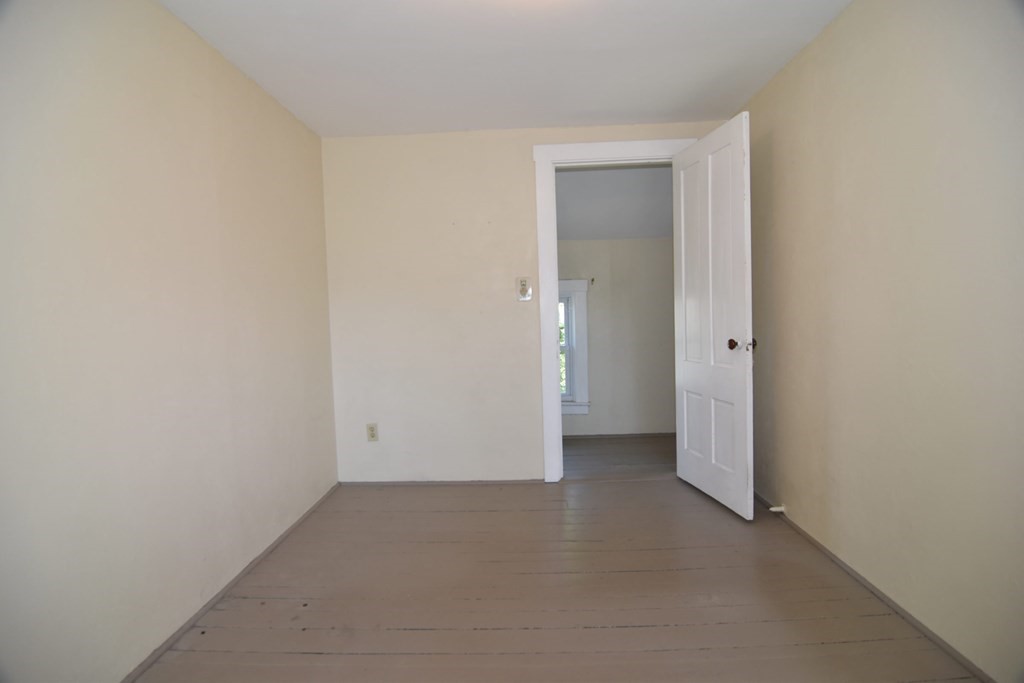 212 Howland Road Westport, MA 02790 - Photo 33 of 39 Gallery Image 33