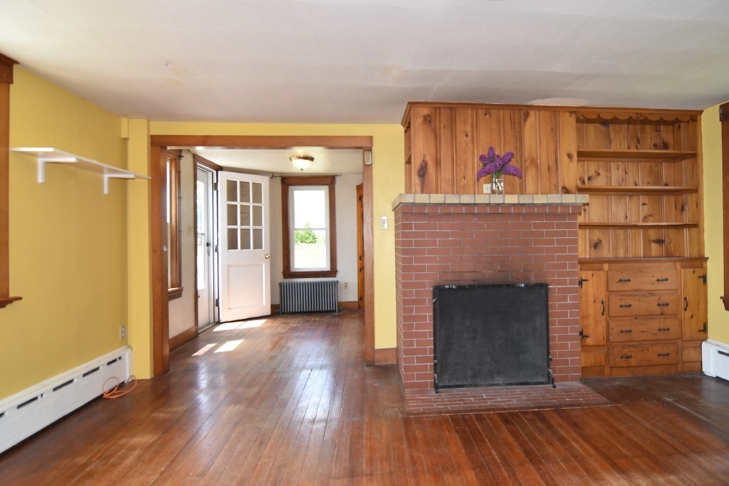 212 Howland Road Westport, MA 02790 - Photo 8 of 39 Gallery Image 8
