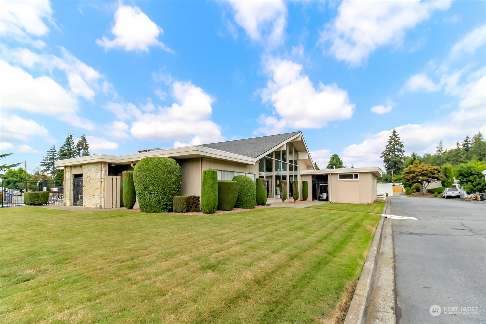 2302 R Street Southeast, Unit 61 Auburn, WA 98002 - Photo 27 of 32 Gallery Image 27