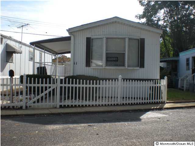 11 D Avenue Hazlet, NJ 07730 - Photo 1 of 16 Primary Photo