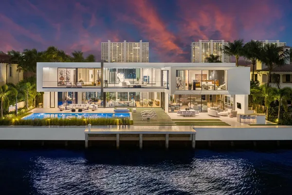 $29,995,000 | 2633 Spanish River Road, Boca Raton, FL 33432