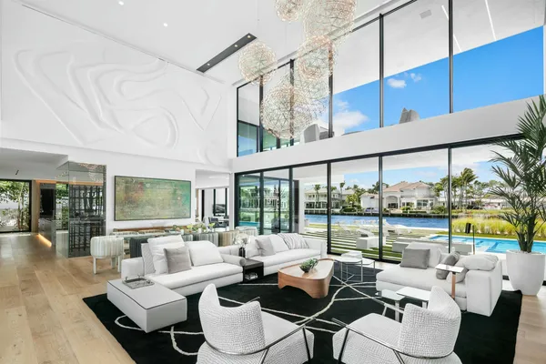 $29,995,000 | 2633 Spanish River Road, Boca Raton, FL 33432