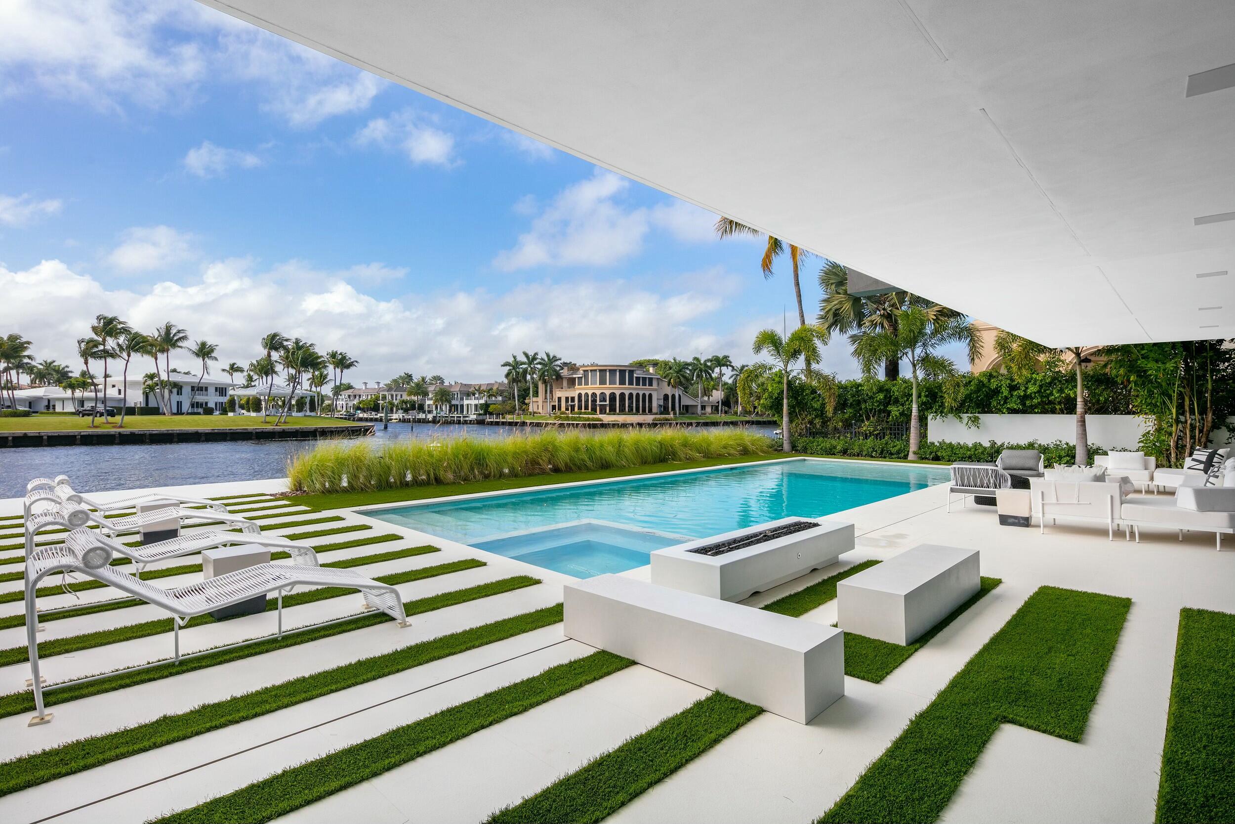 2633 Spanish River Road Boca Raton, FL 33432 - Photo 33 of 66 Pool area